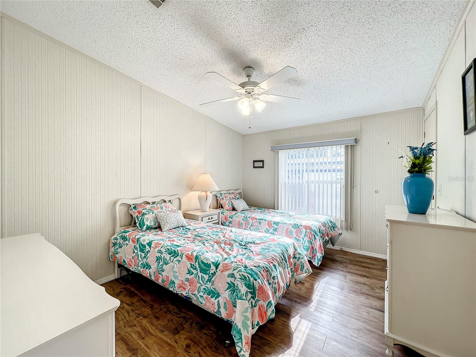 Image 17 of 42 For 6518 Raintree Lane Ne