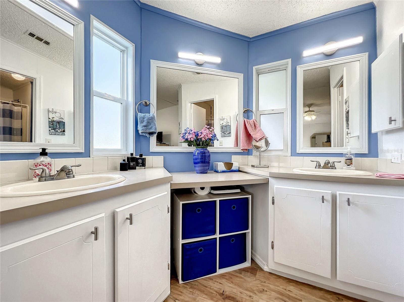 Image 25 of 42 For 6518 Raintree Lane Ne