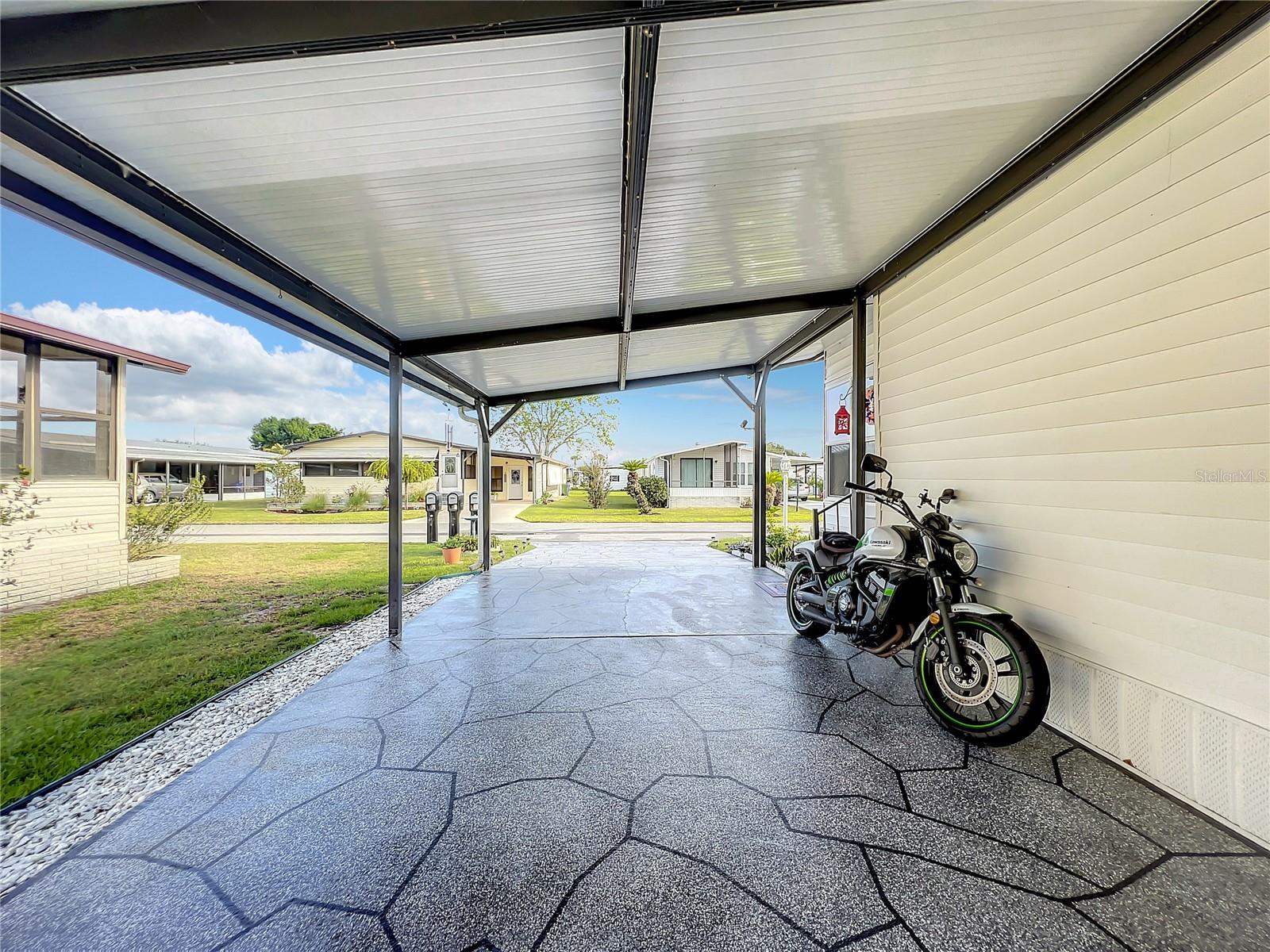 Image 29 of 42 For 6518 Raintree Lane Ne