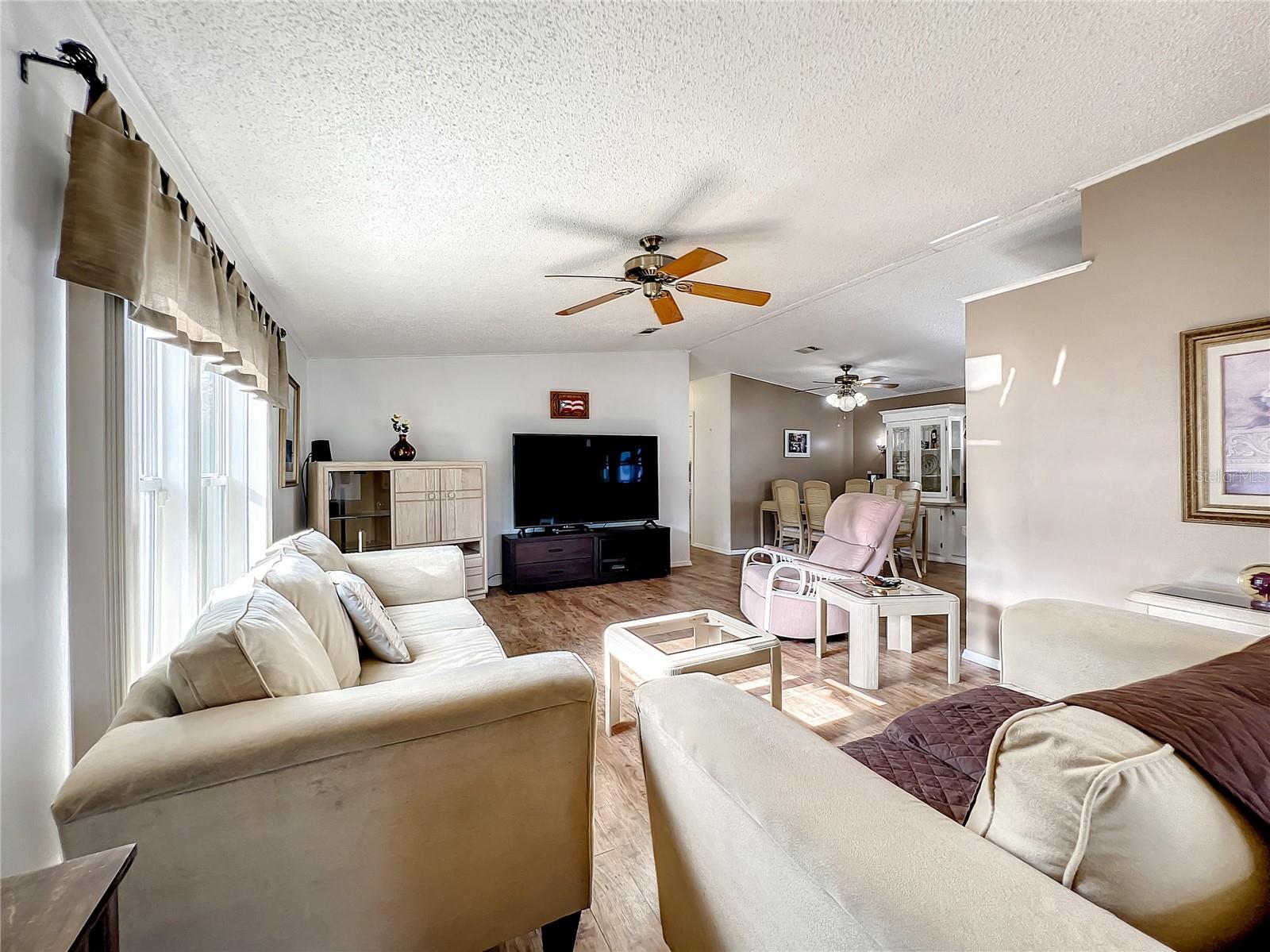 Image 7 of 42 For 6518 Raintree Lane Ne