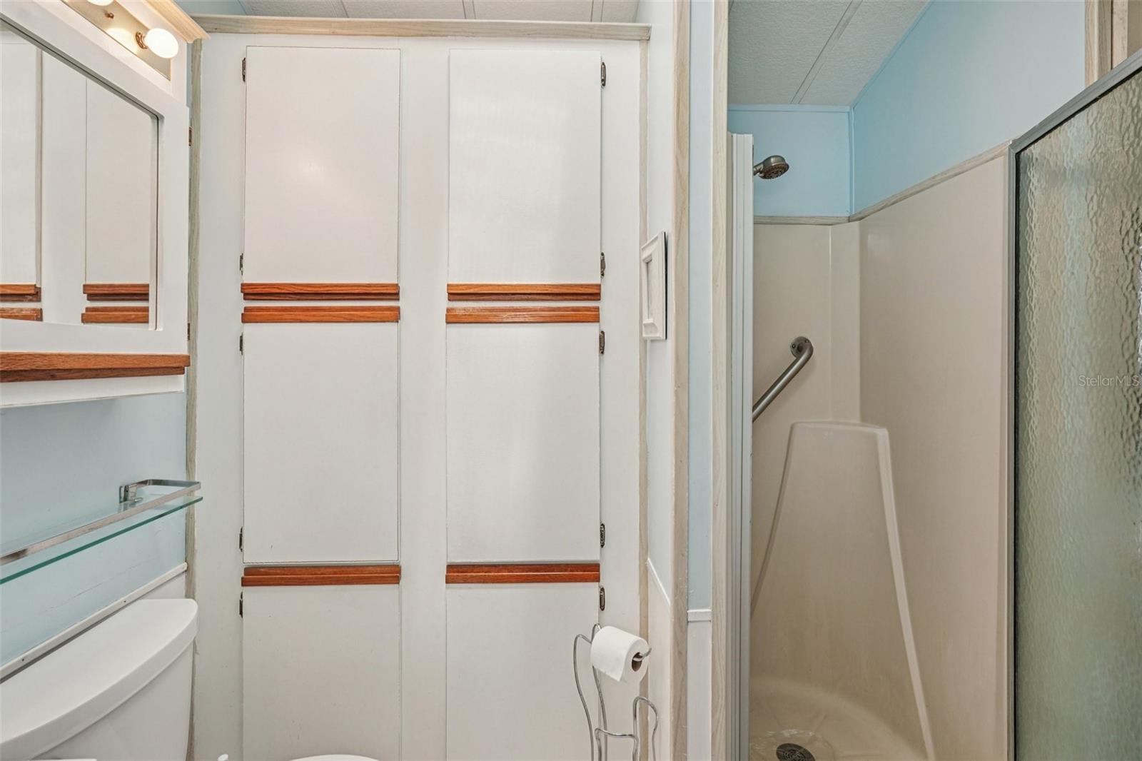 Image 13 of 20 For 289 Bainbridge Drive