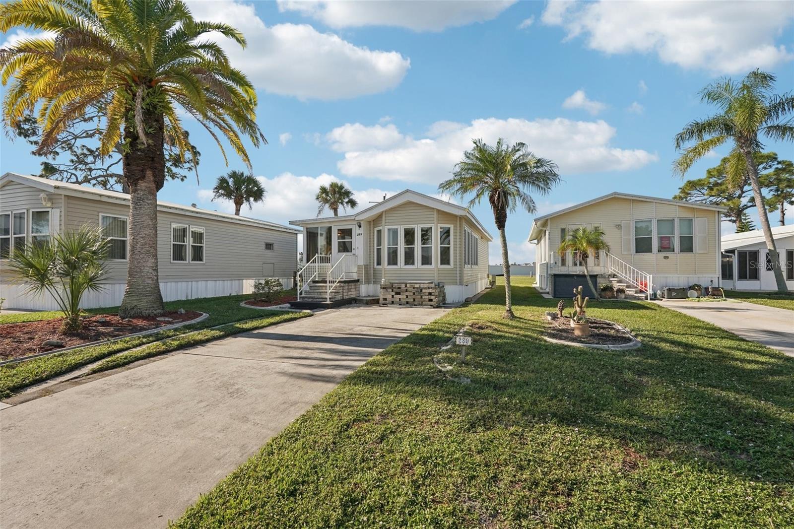 Image 2 of 20 For 289 Bainbridge Drive