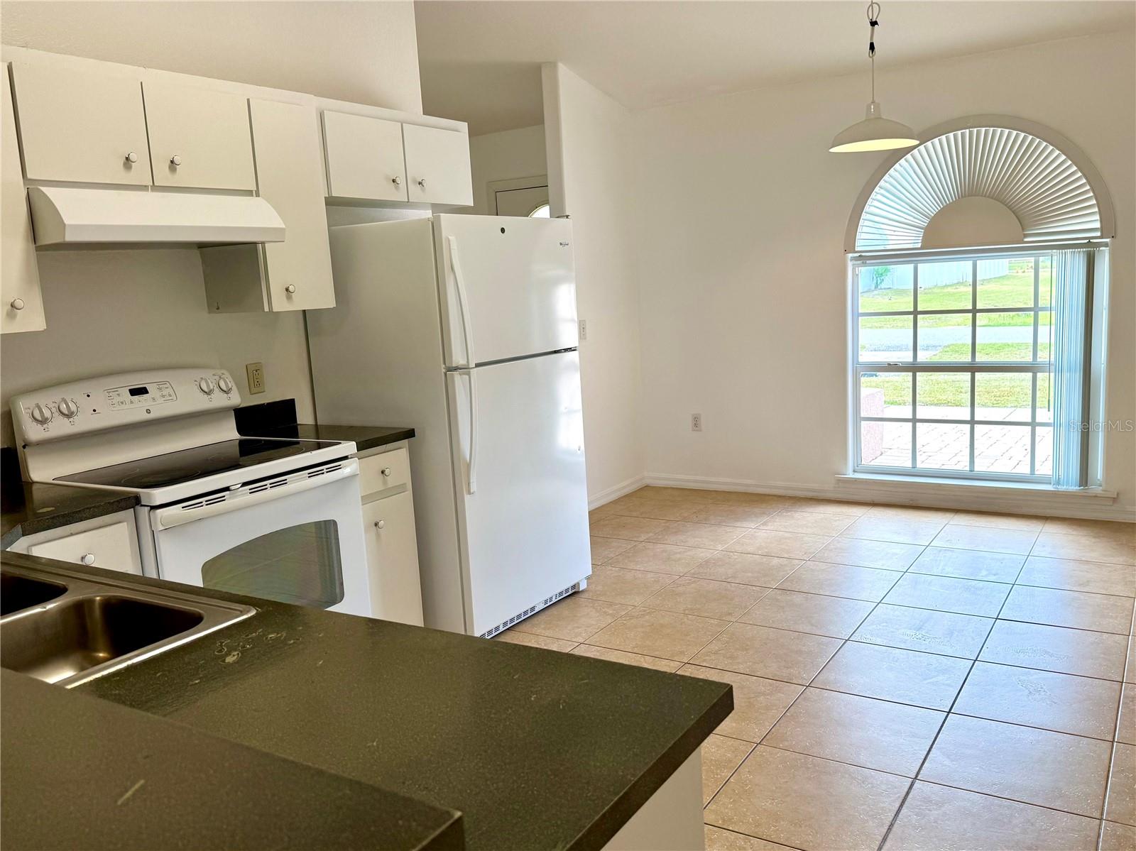 Image 3 of 15 For 670 Reindeer Drive