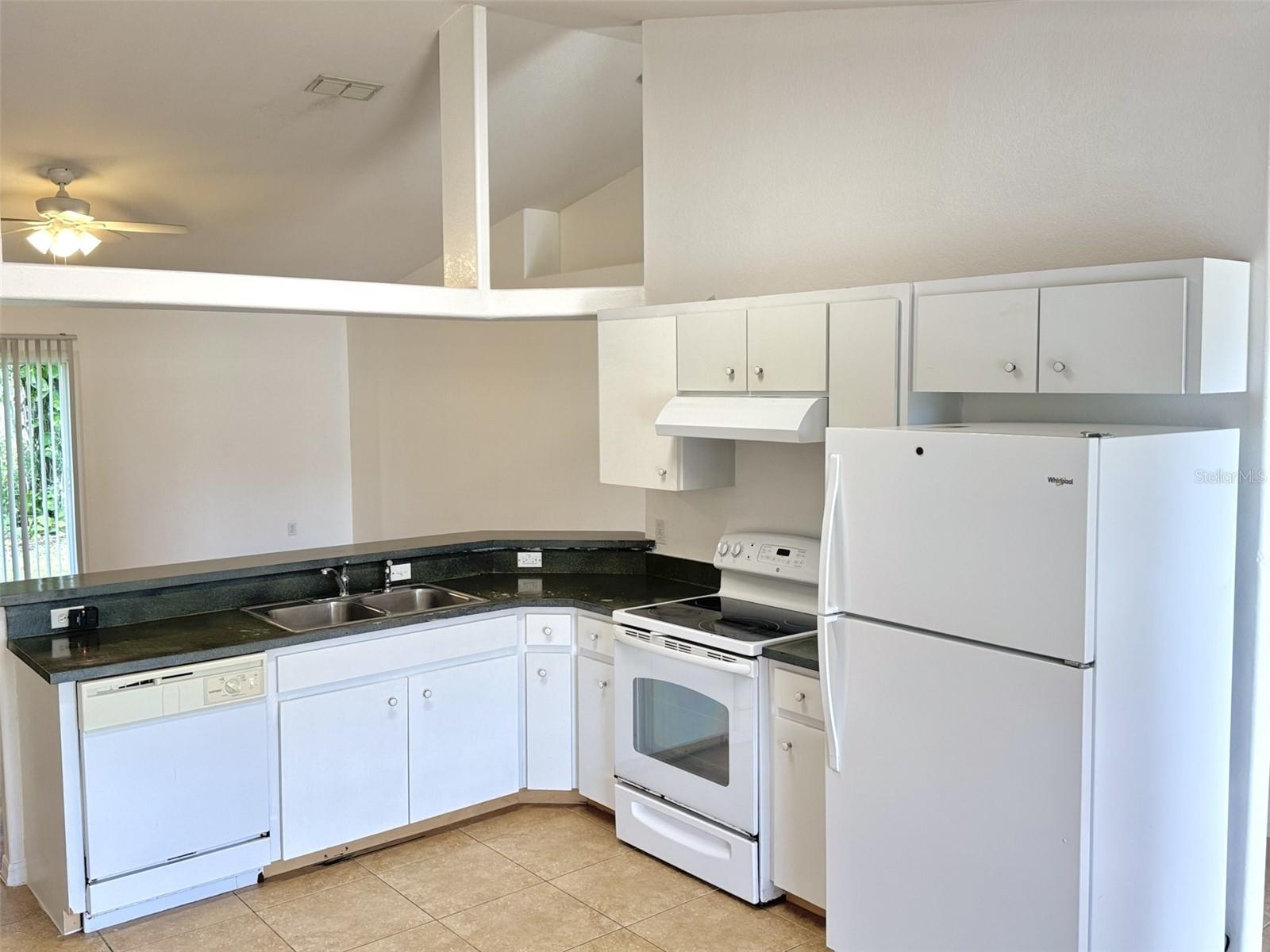 Image 4 of 15 For 670 Reindeer Drive