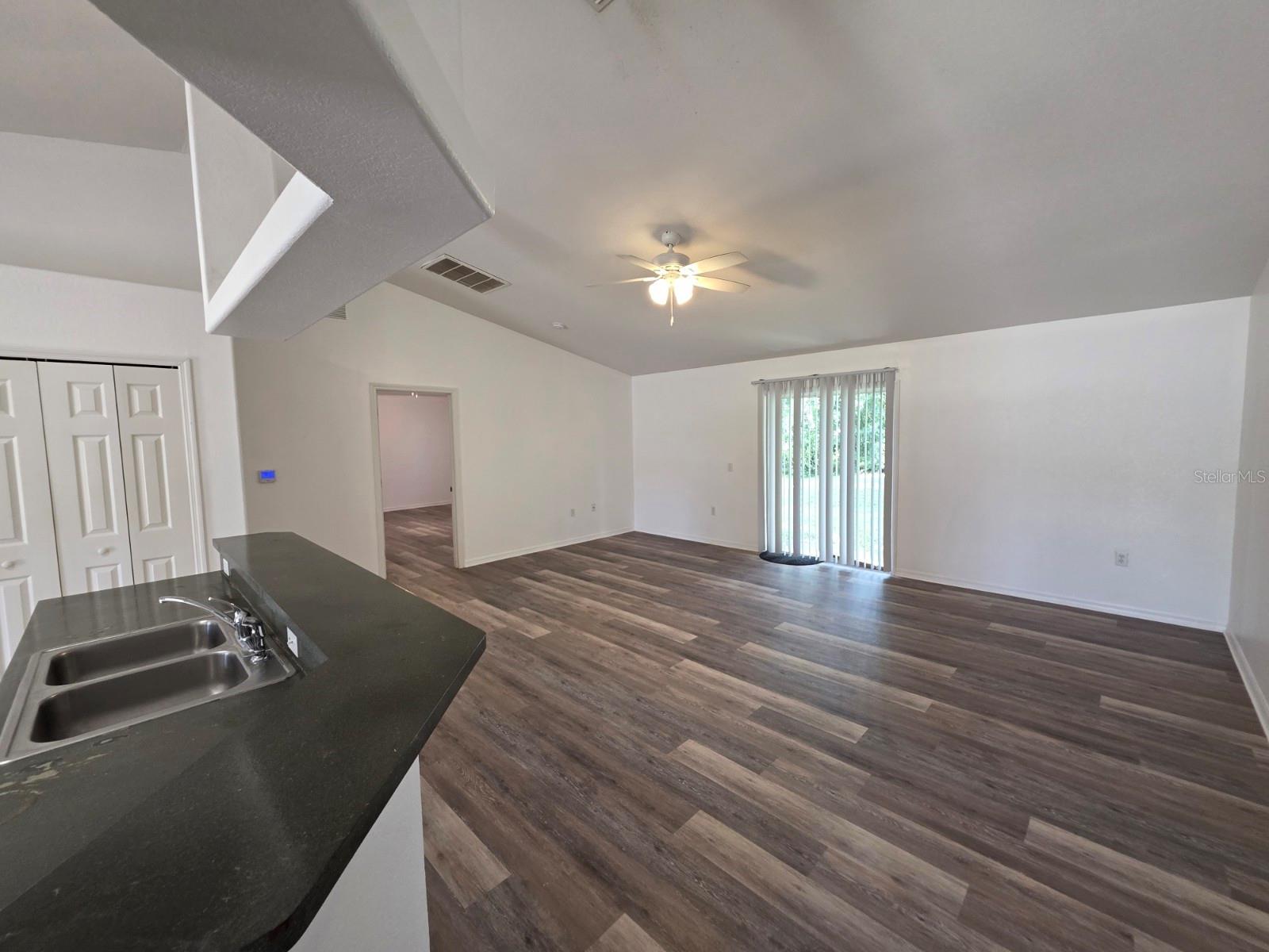 Image 5 of 15 For 670 Reindeer Drive