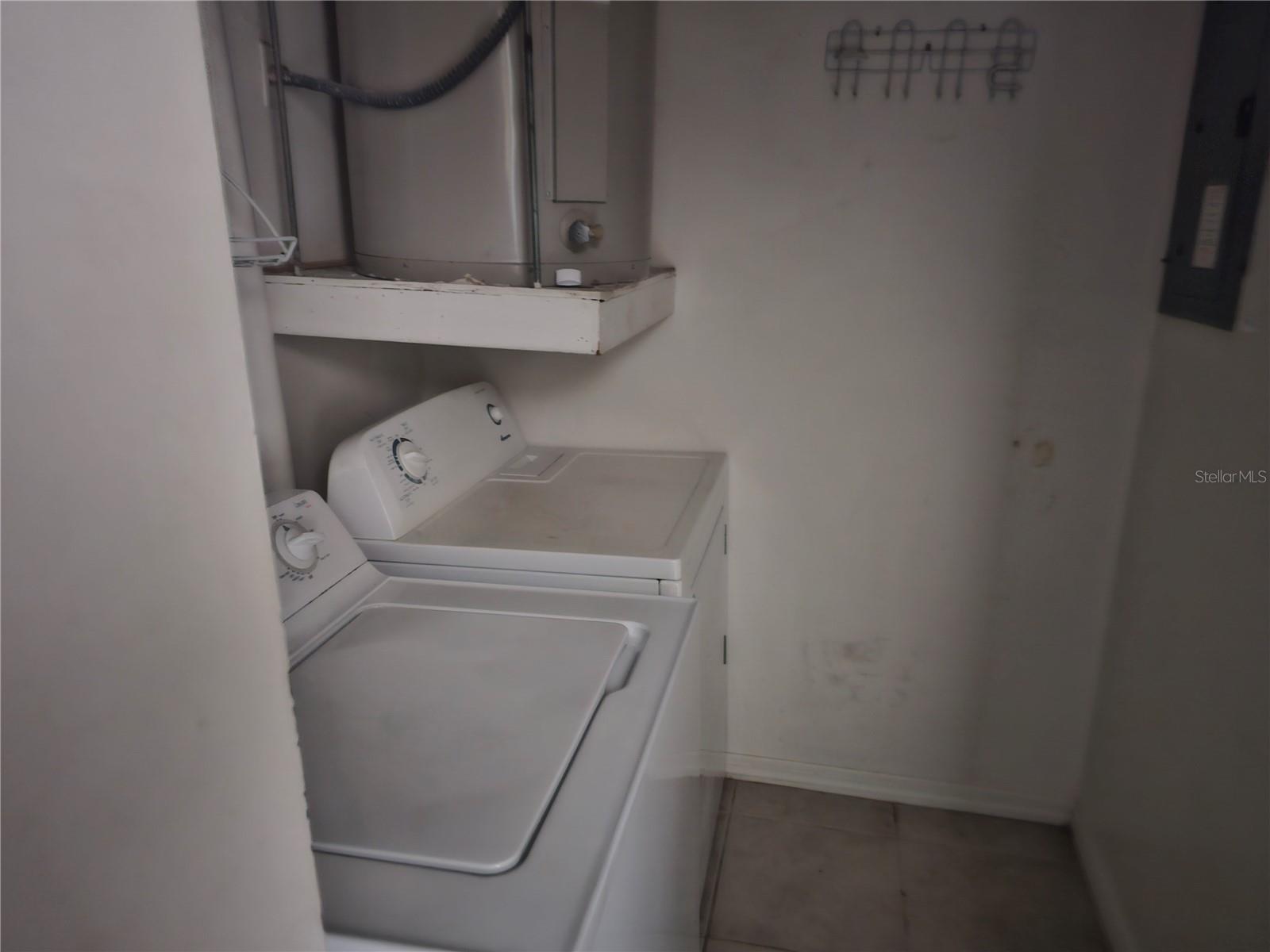 Image 15 of 16 For 569 Hunter Circle