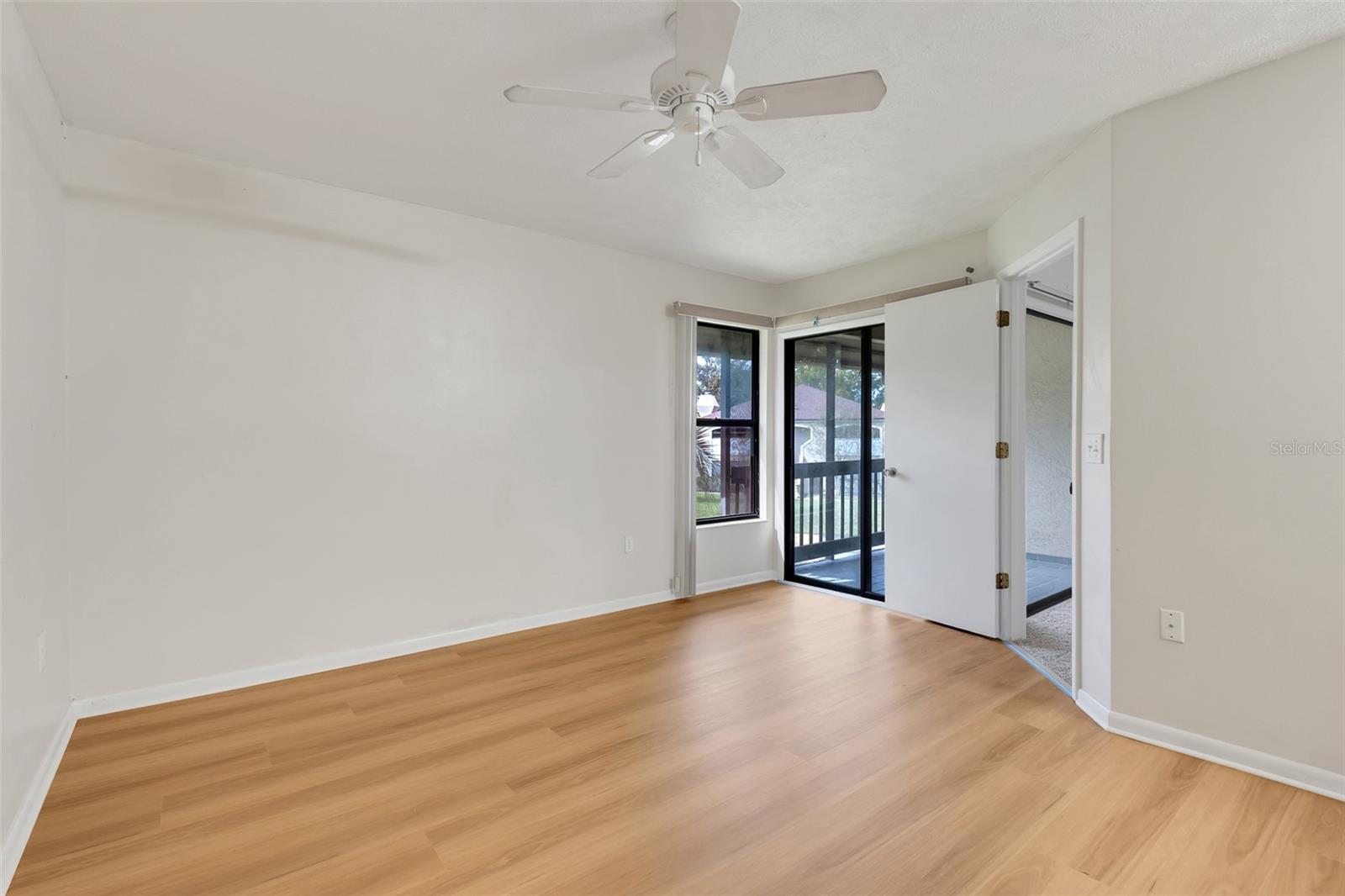 Image 13 of 26 For 3112 Semoran Boulevard O6