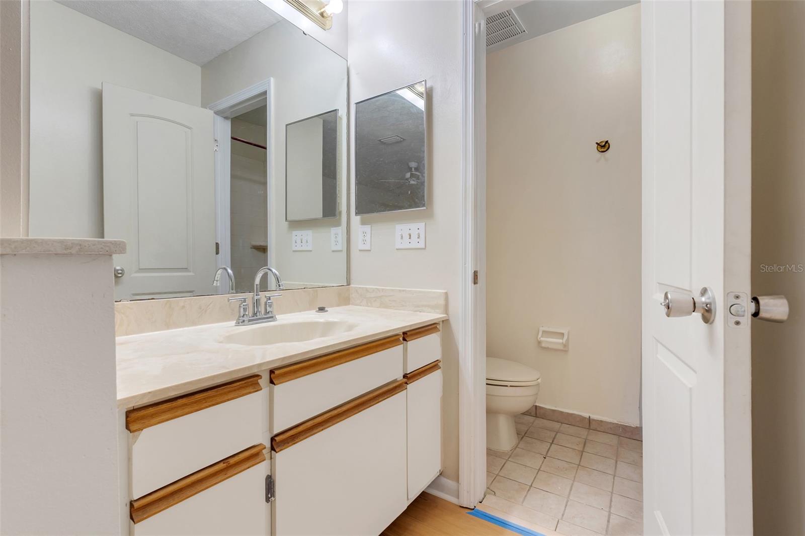 Image 14 of 26 For 3112 Semoran Boulevard O6