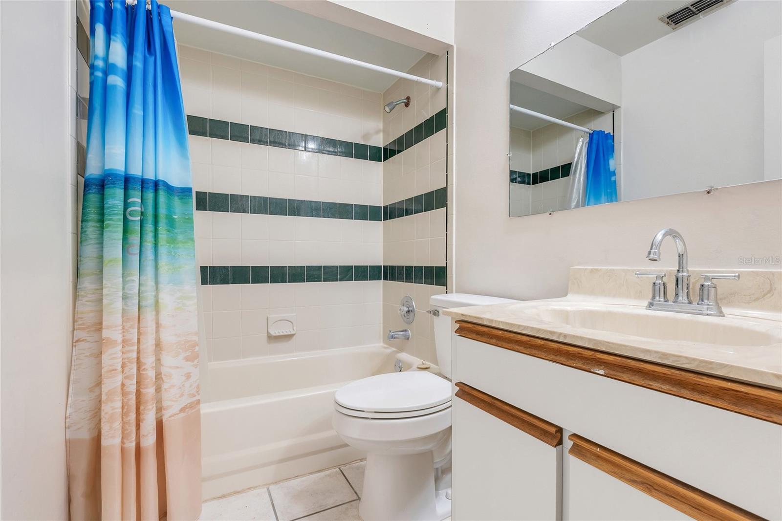 Image 16 of 26 For 3112 Semoran Boulevard O6