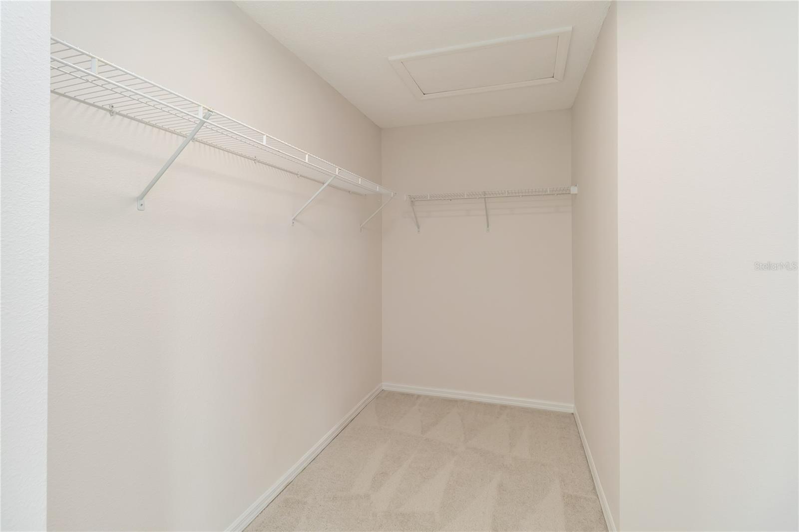 Image 34 of 53 For 149 Roseling Crossing