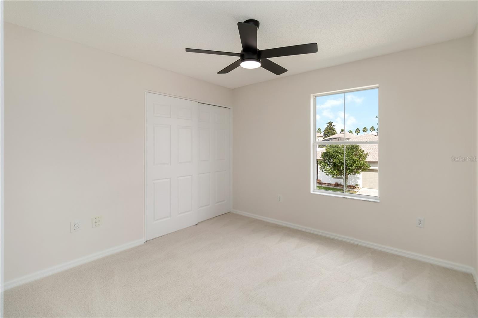 Image 41 of 53 For 149 Roseling Crossing