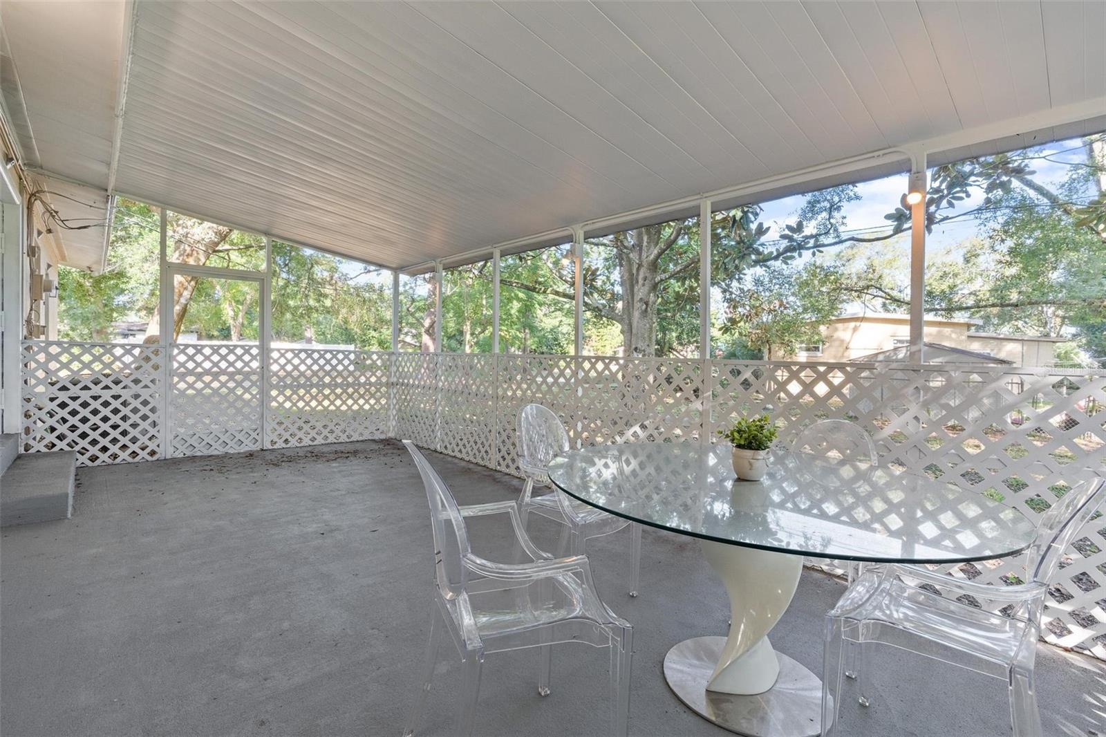 Image 16 of 26 For 421 Jasmine Road