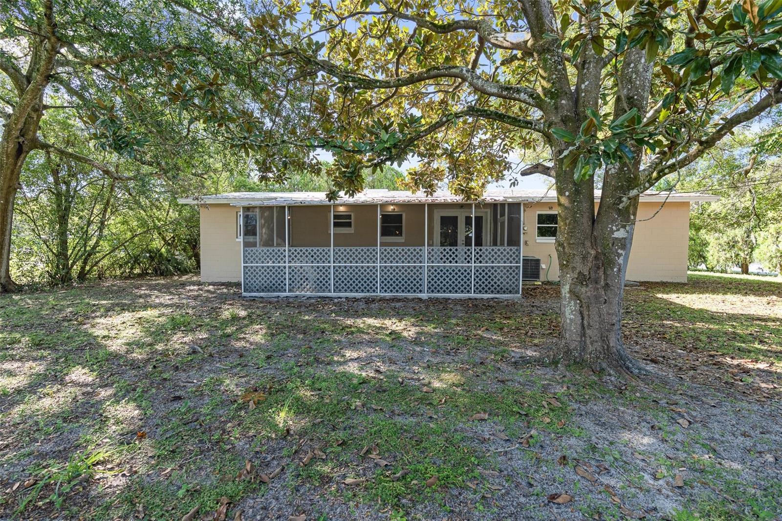 Image 21 of 26 For 421 Jasmine Road