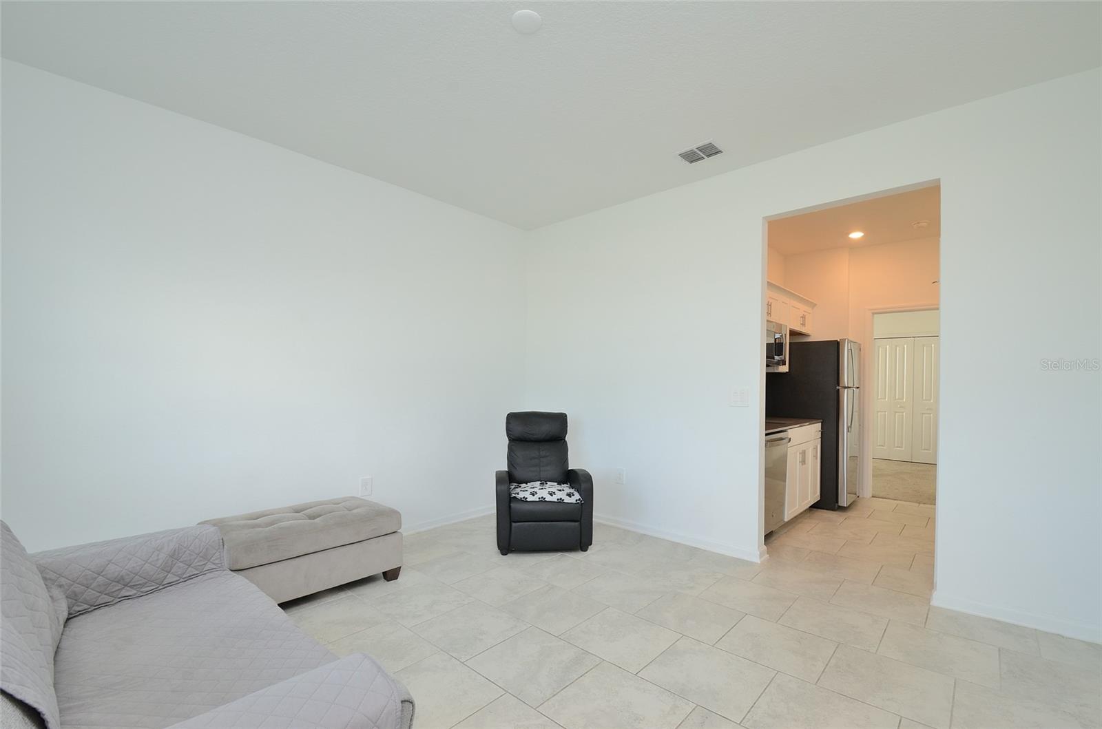 Image 20 of 25 For 3075 Camden Way