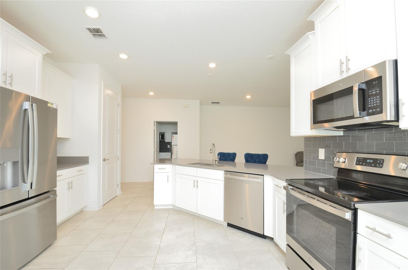 Image 9 of 25 For 3075 Camden Way