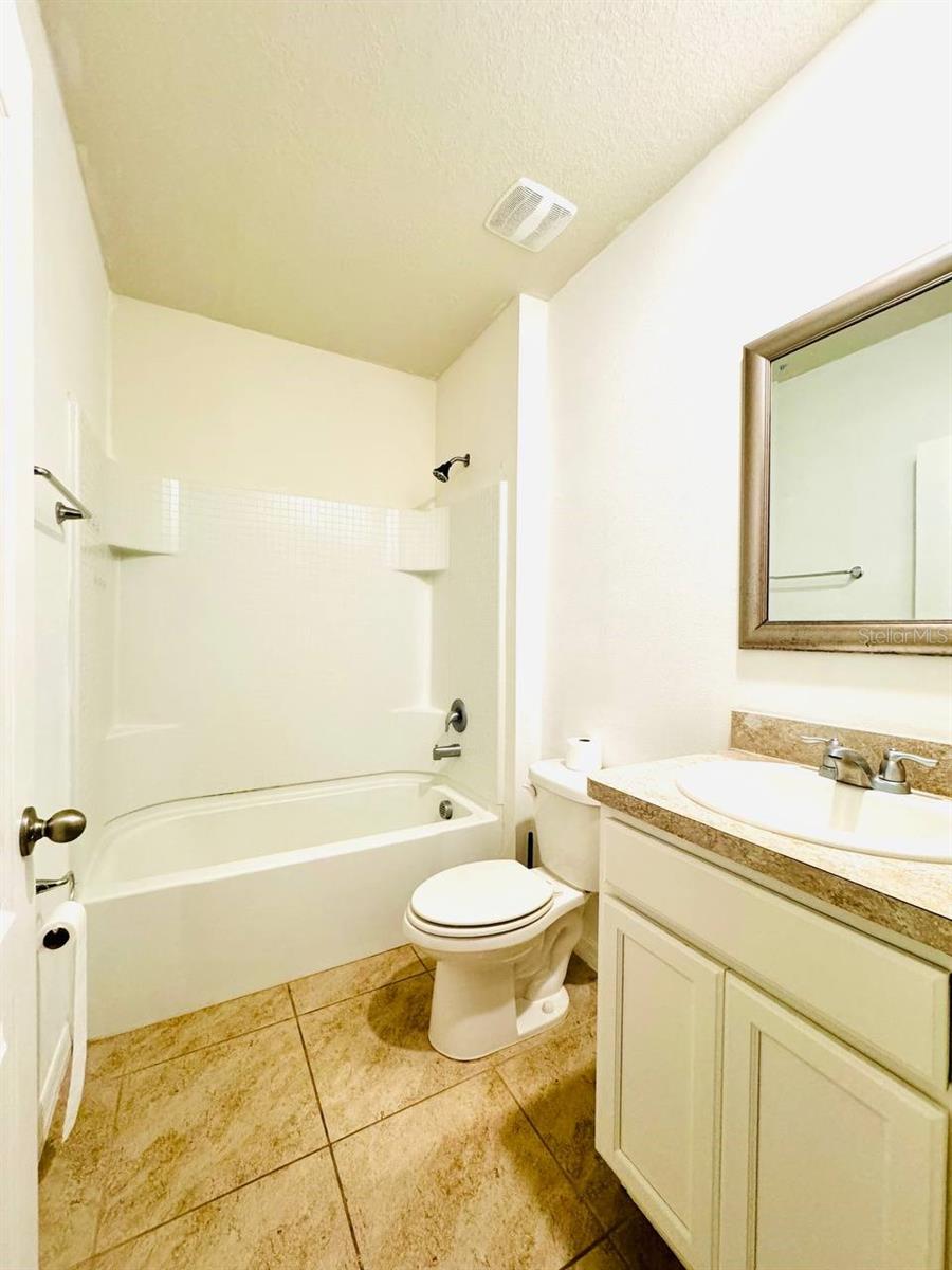 Image 15 of 29 For 800 Brooklet Drive