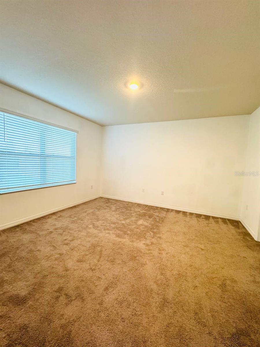 Image 19 of 29 For 800 Brooklet Drive