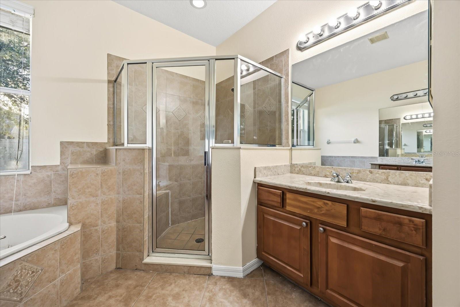 Image 13 of 32 For 9427 Edenshire Circle
