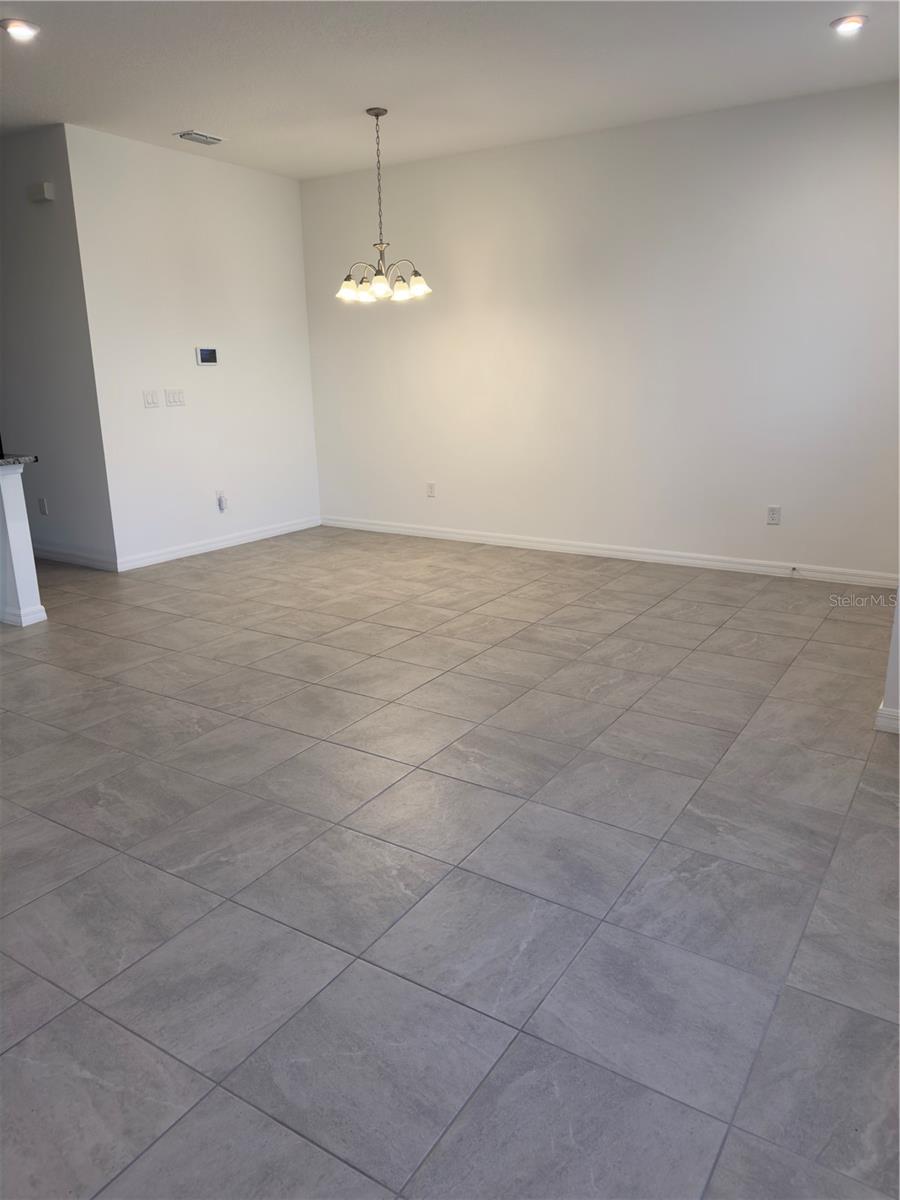 Image 13 of 22 For 2512 Blowing Breeze Avenue