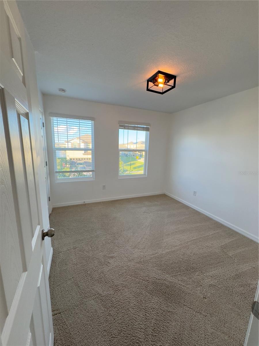 Image 16 of 22 For 2512 Blowing Breeze Avenue