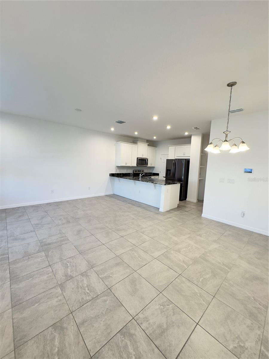 Image 5 of 22 For 2512 Blowing Breeze Avenue