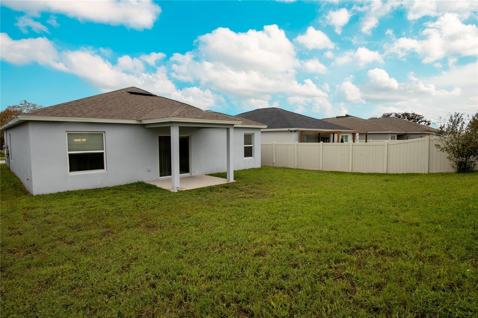 Image 10 of 17 For 861 Cambridge Drive