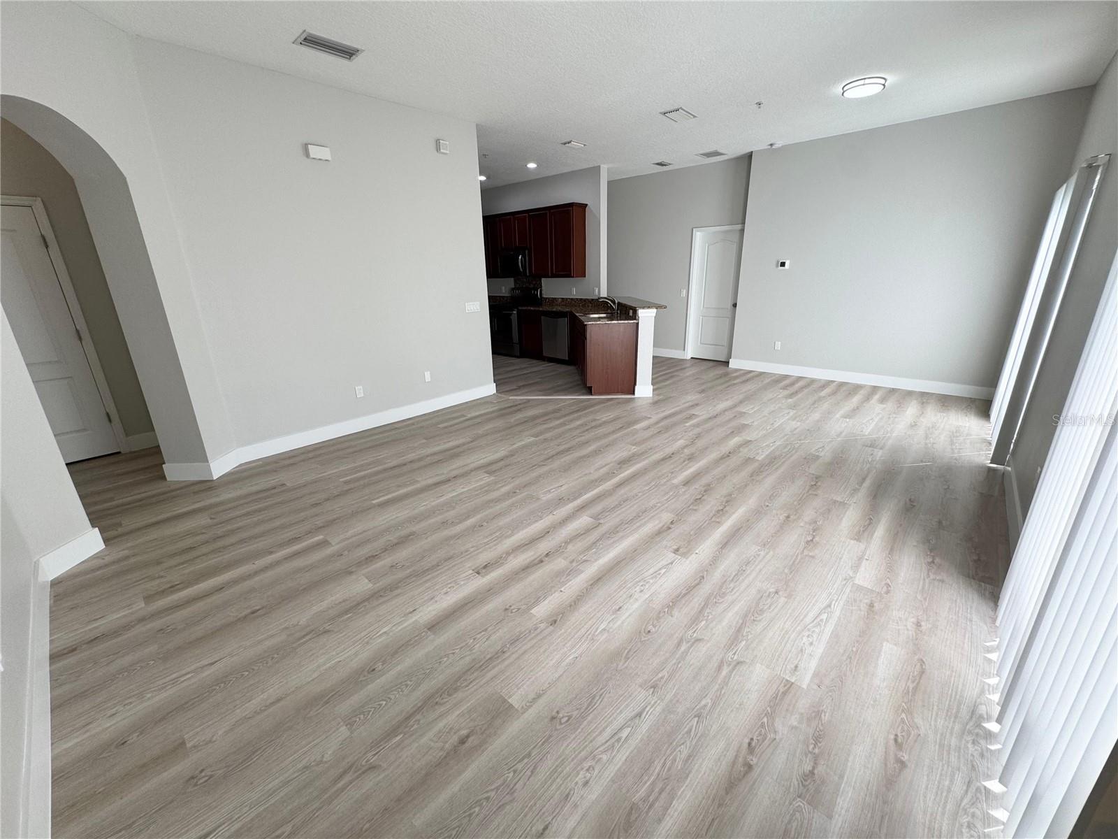 Image 17 of 41 For 10703 Yellow Tiger Lily Drive 24a