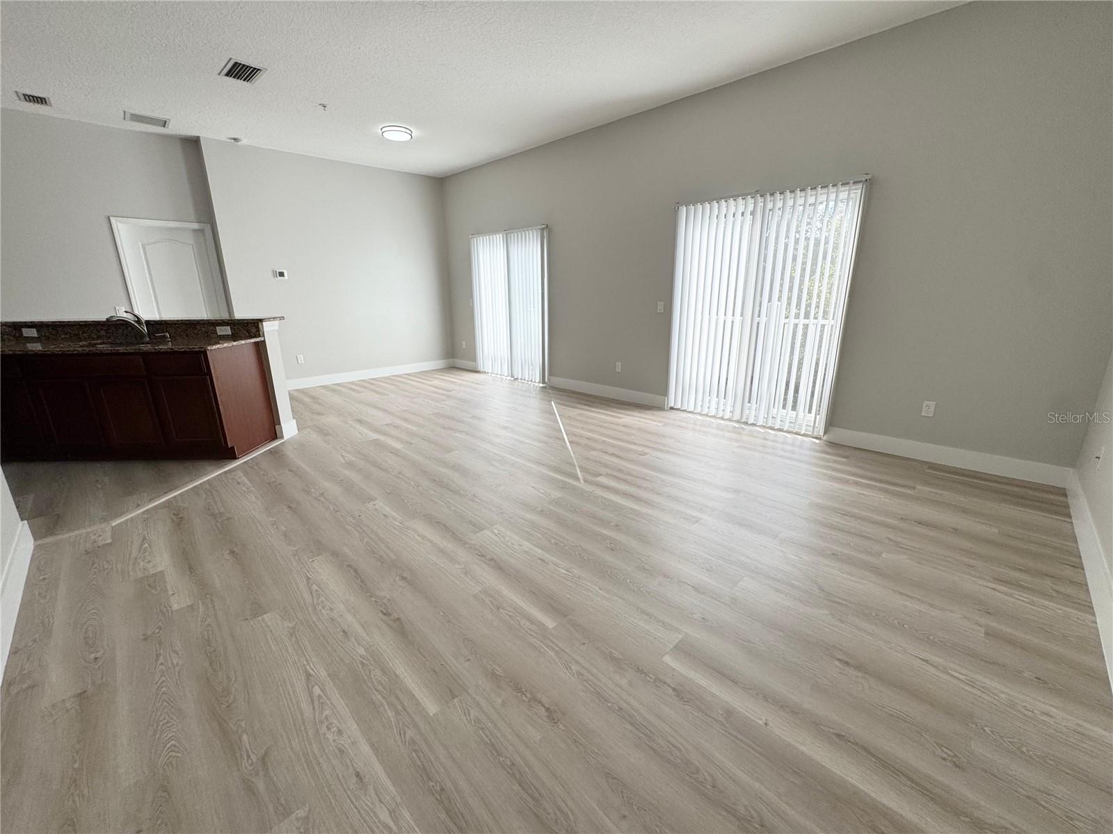 Image 18 of 41 For 10703 Yellow Tiger Lily Drive 24a