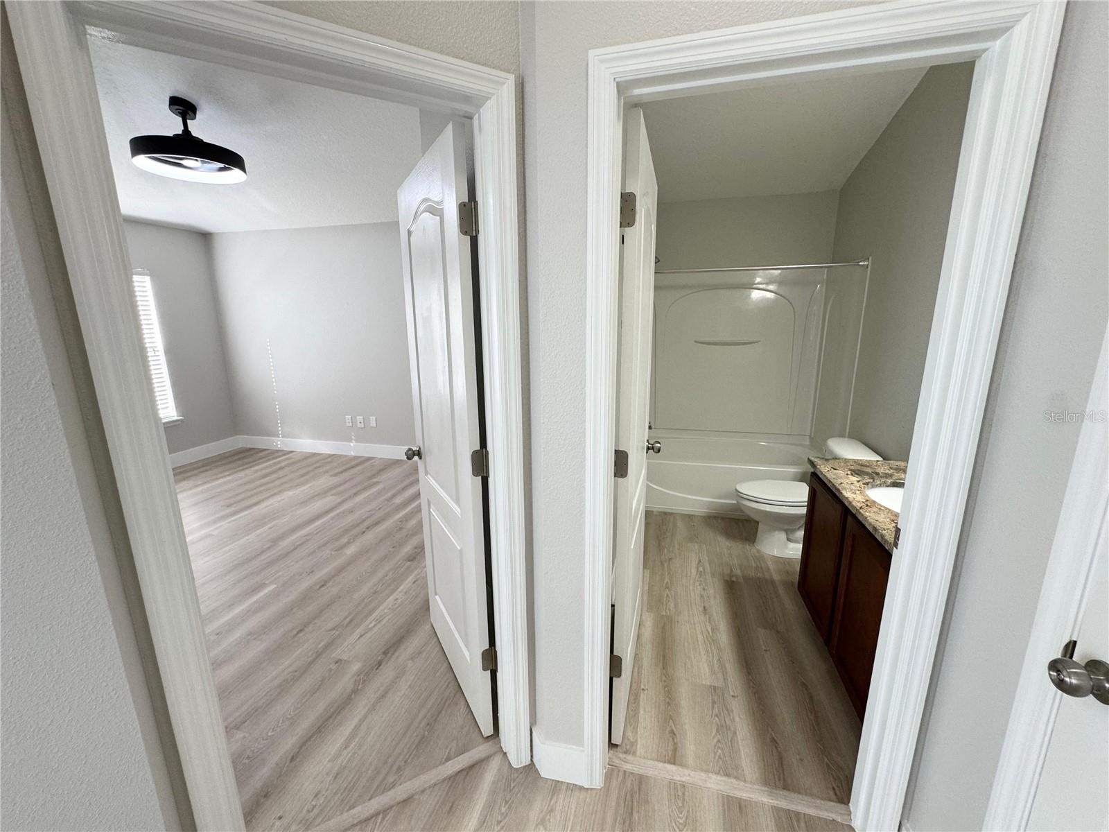 Image 32 of 41 For 10703 Yellow Tiger Lily Drive 24a