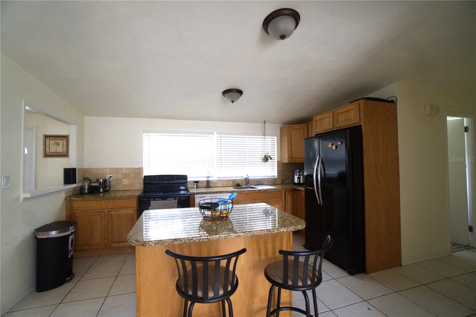 Listing photo id 8 for 4801 28th Avenue N