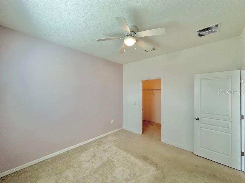 Image 20 of 39 For 4643 Doral Park Avenue