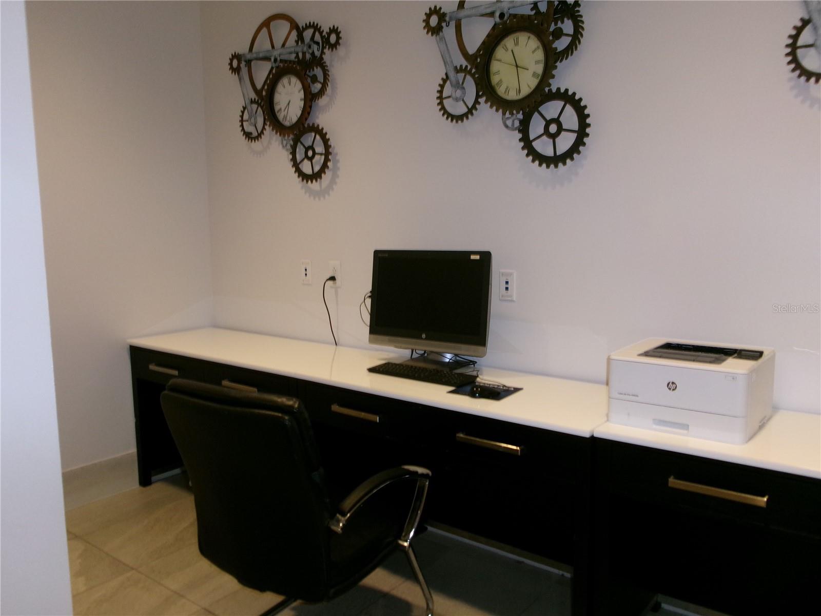 Image 37 of 73 For 14501 Grove Resort Avenue 1612