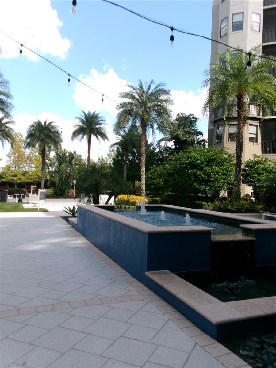 Image 48 of 73 For 14501 Grove Resort Avenue 1612