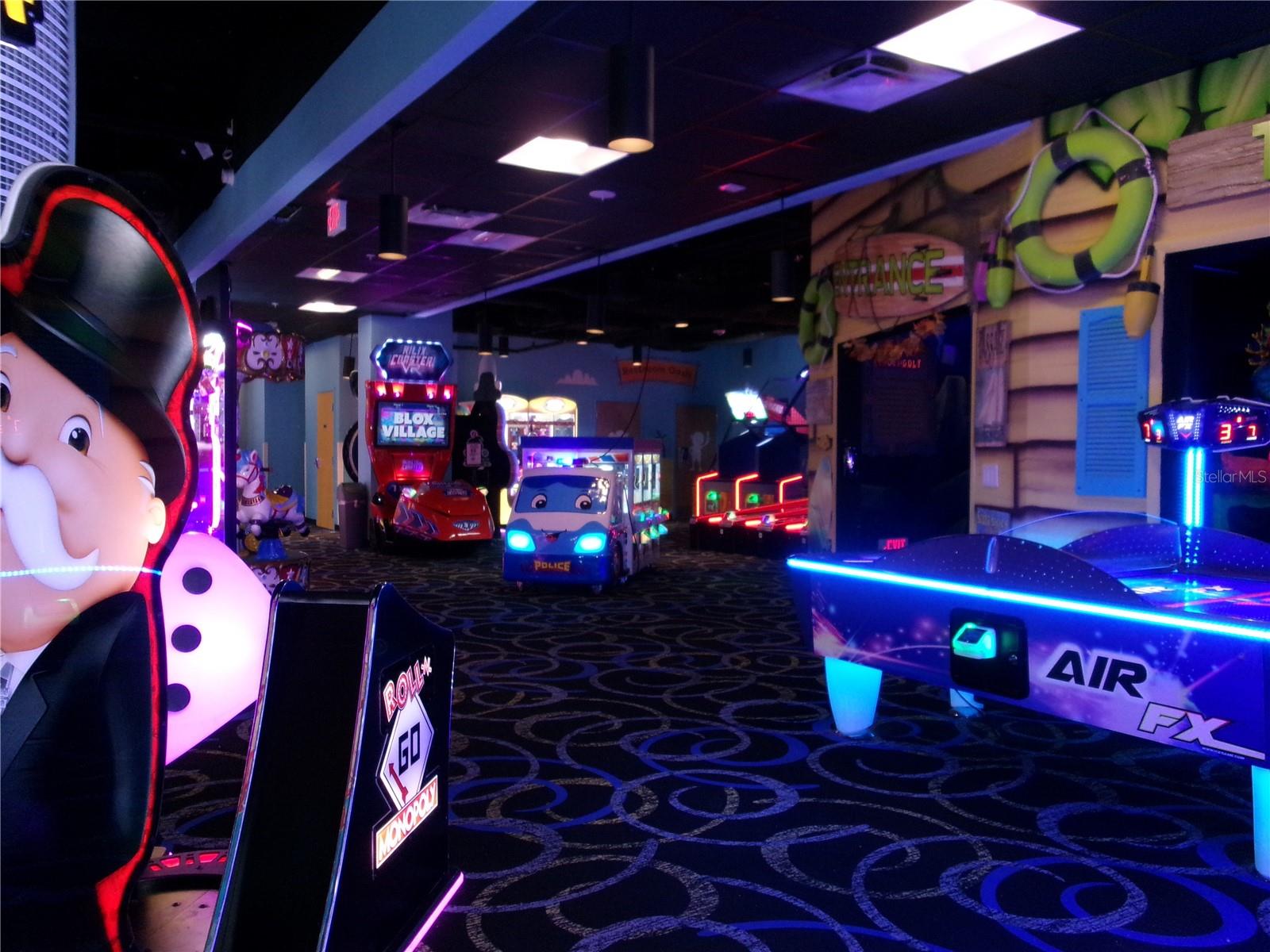 Image 68 of 73 For 14501 Grove Resort Avenue 1612