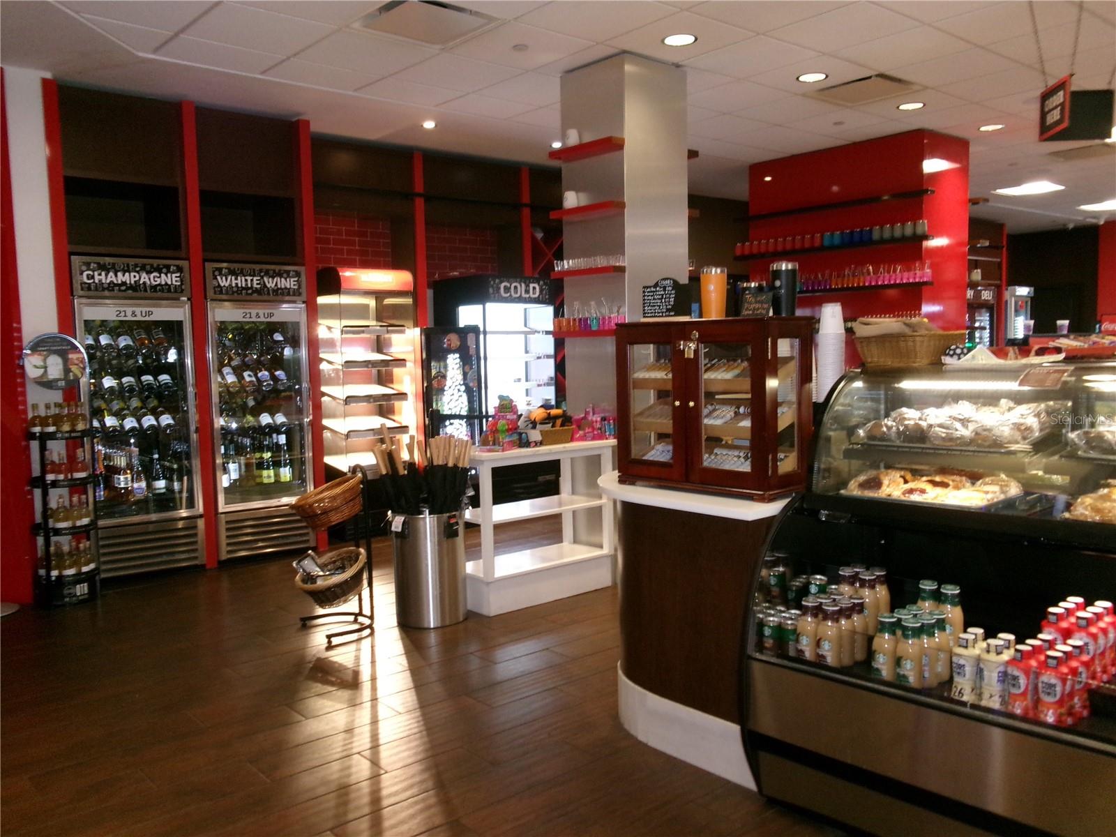 Image 72 of 73 For 14501 Grove Resort Avenue 1612