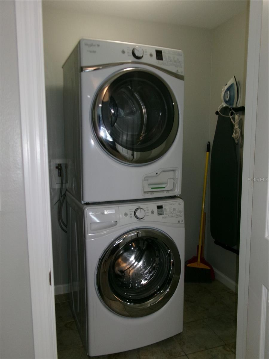 Image 8 of 73 For 14501 Grove Resort Avenue 1612