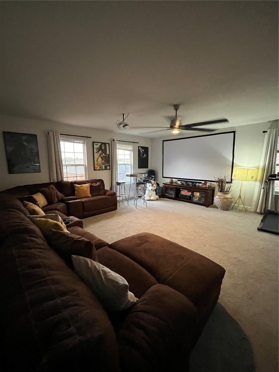 Image 41 of 79 For 823 Chinoy Road