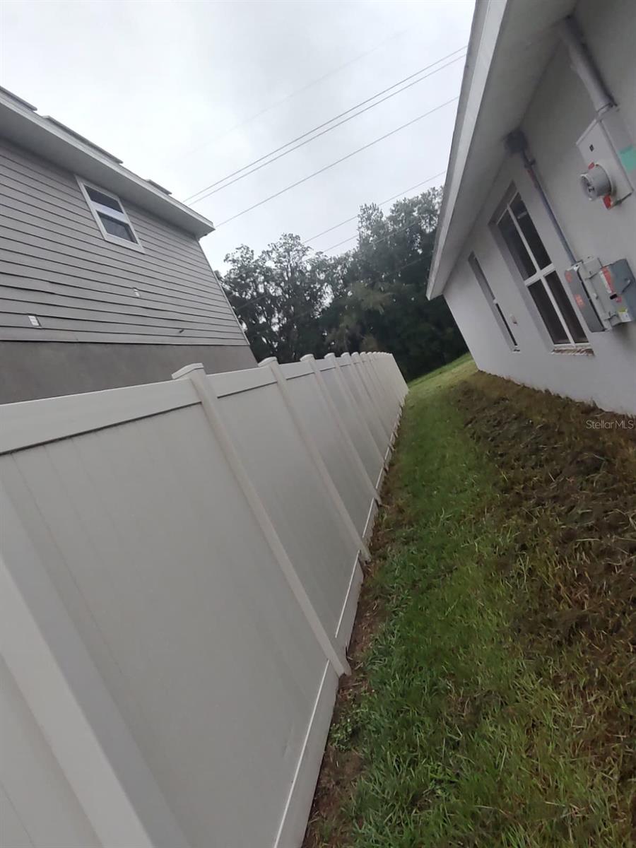 Image 9 of 79 For 823 Chinoy Road