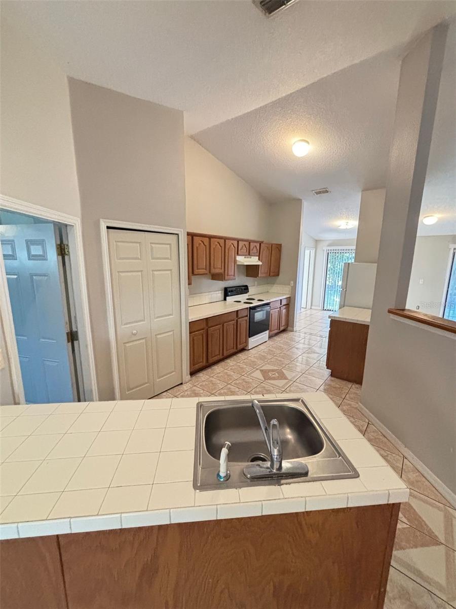 Image 17 of 26 For 655 Bear Court