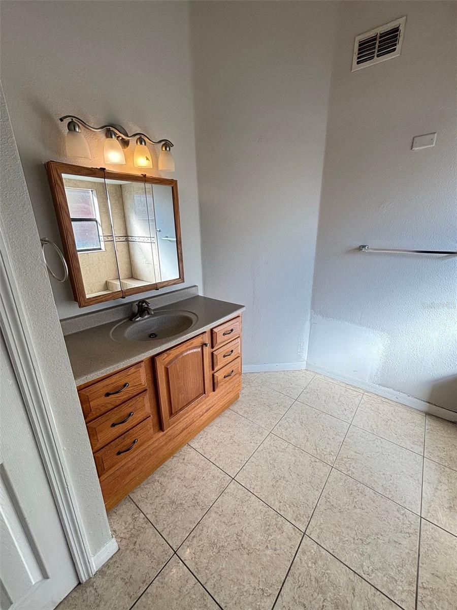 Image 23 of 26 For 655 Bear Court