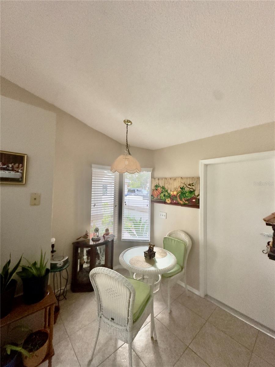 Image 21 of 38 For 13329 Laver Lane