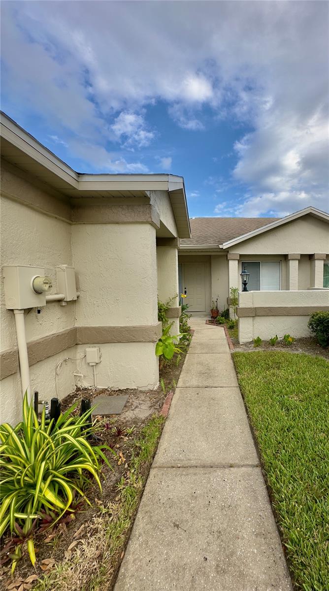 Image 4 of 38 For 13329 Laver Lane