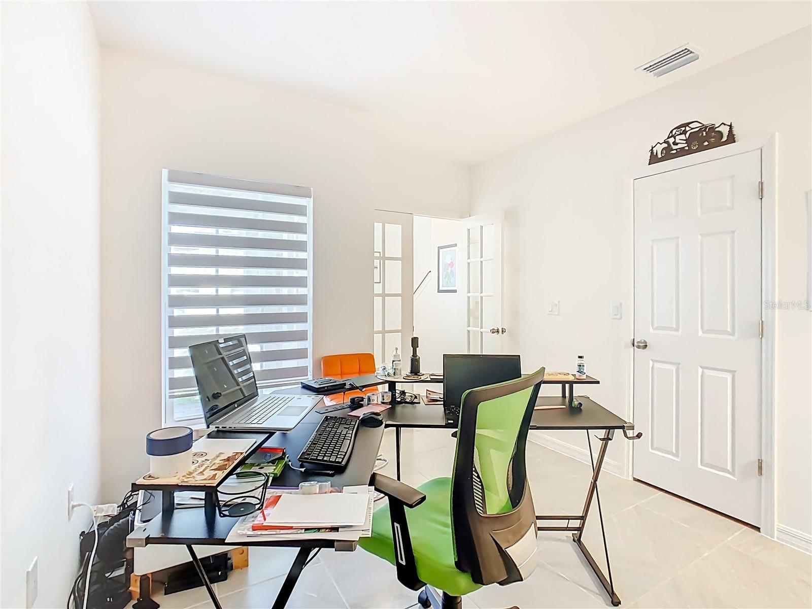 Image 4 of 49 For 1653 Swan Swim Drive