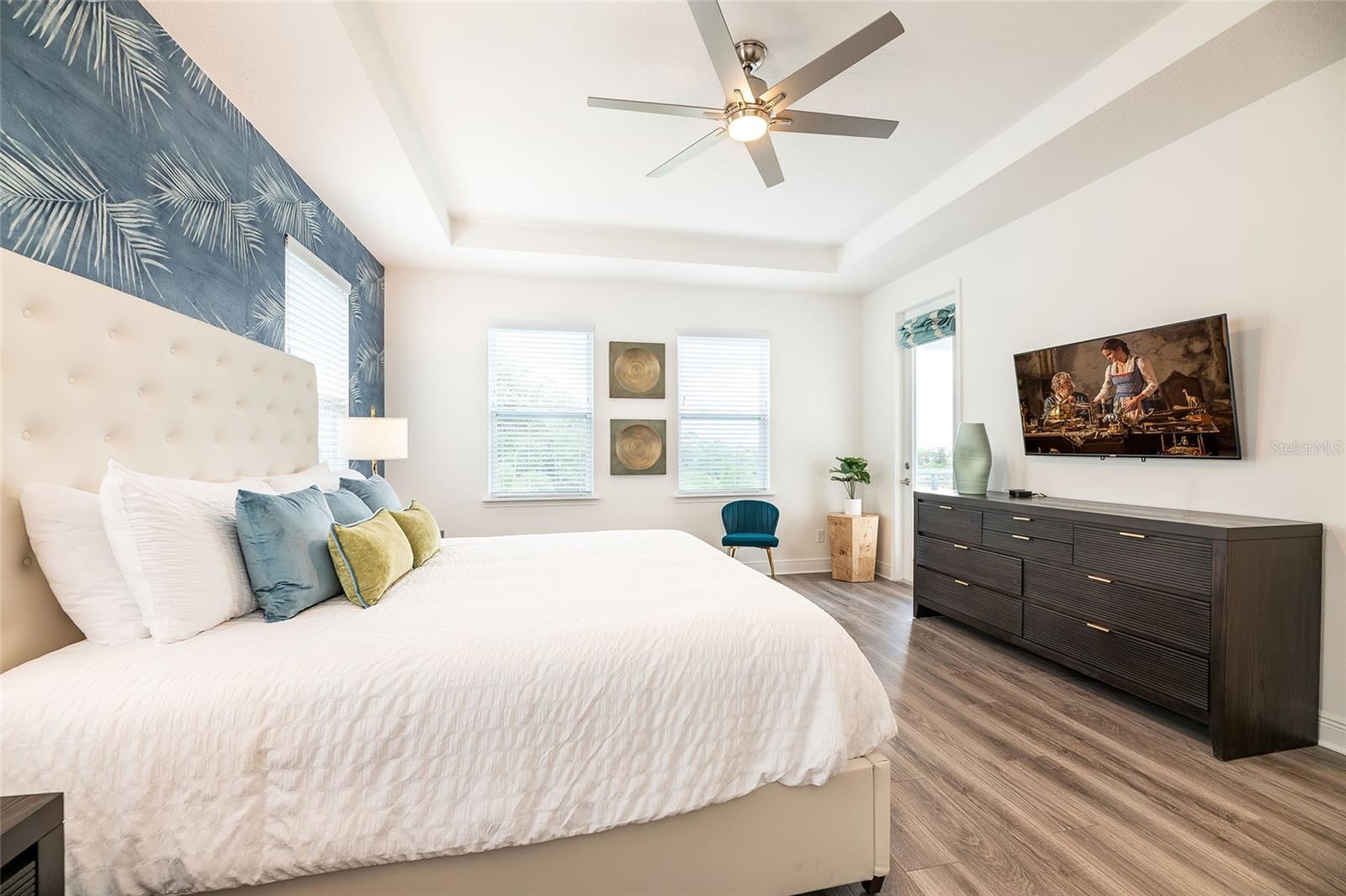 Image 32 of 92 For 801 Golden Bear Drive