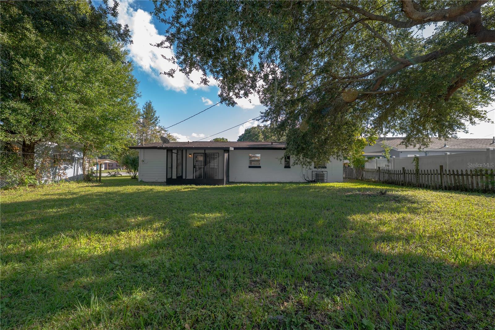 Image 26 of 32 For 4605 Elmira Place