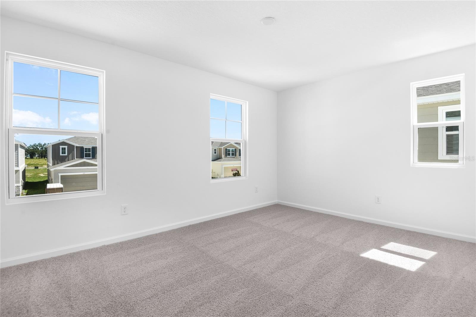 Image 17 of 27 For 6154 64th Terrace