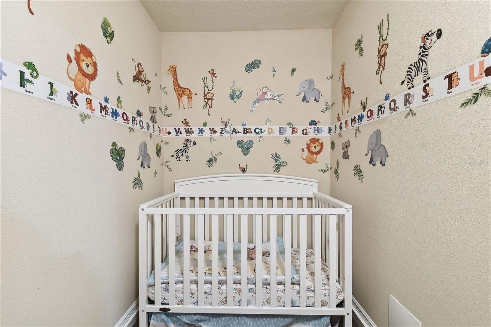 Image 18 of 70 For 5349 Oakbourne Avenue