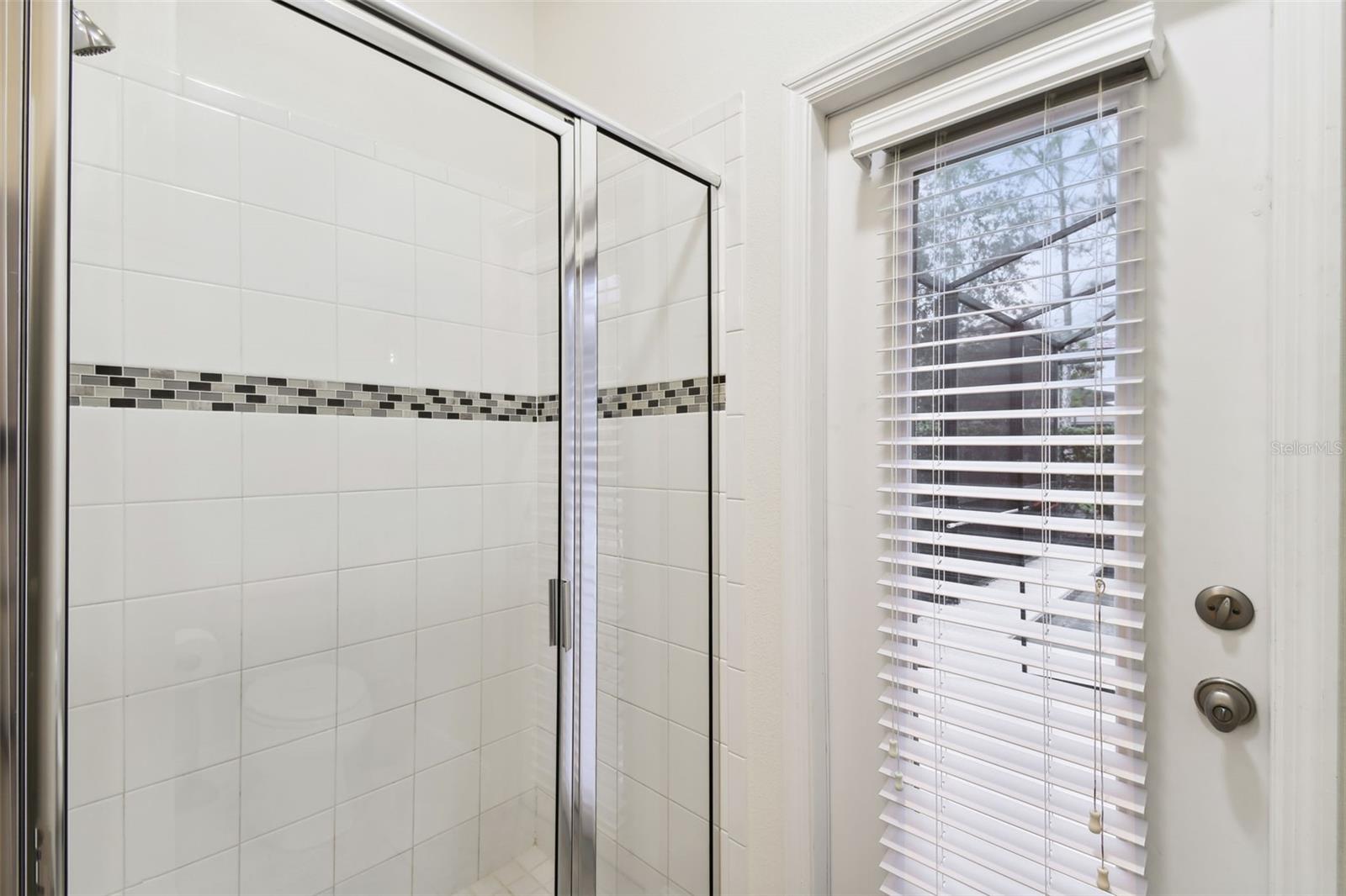 Image 36 of 70 For 5349 Oakbourne Avenue