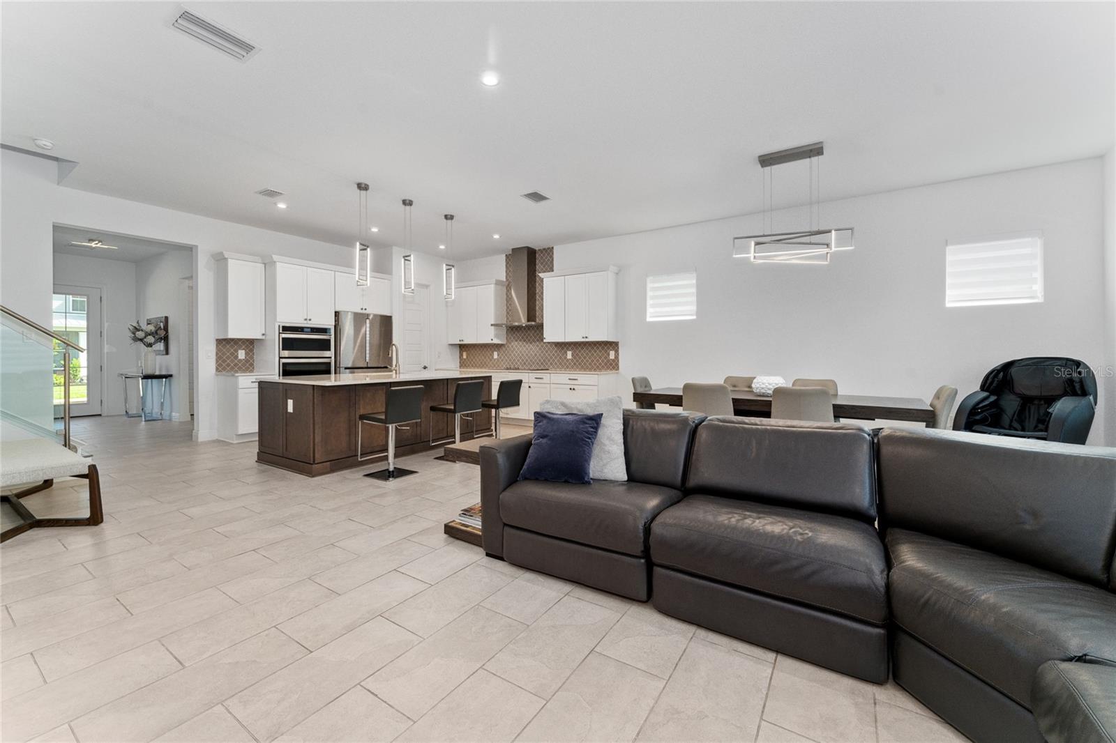 Image 15 of 30 For 6606 Bridgman Street