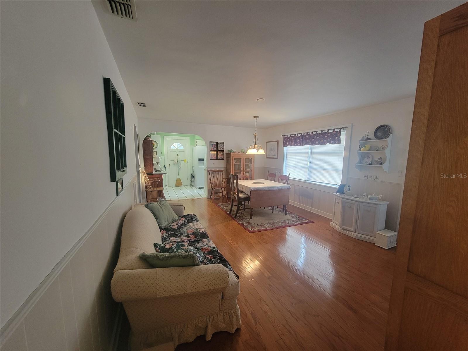 Image 15 of 17 For 7 Wisconsin Avenue